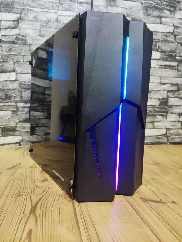 Custom Built i7 4790 PC**AMD RX560 Graphics Card**16GB DDR3 Ram**240GB SSD**1000GB HDD