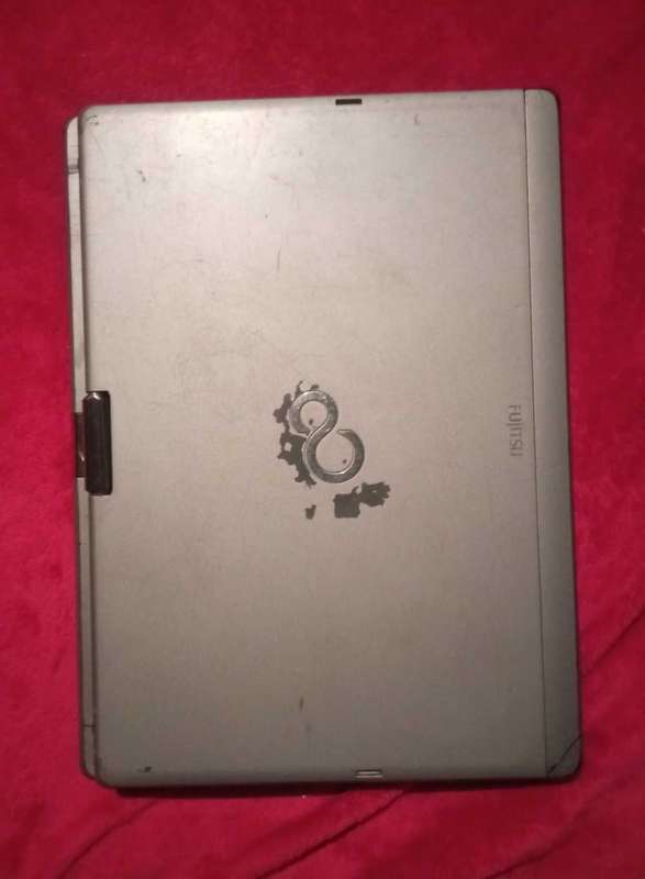 Fujitsu t732 touch screen laptop