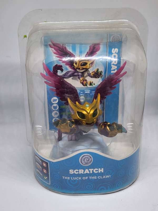 Skylander toys last of the hot boxed newbies