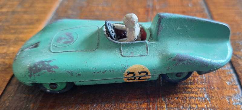 Dinky Toys Connaught no: 32, 256.