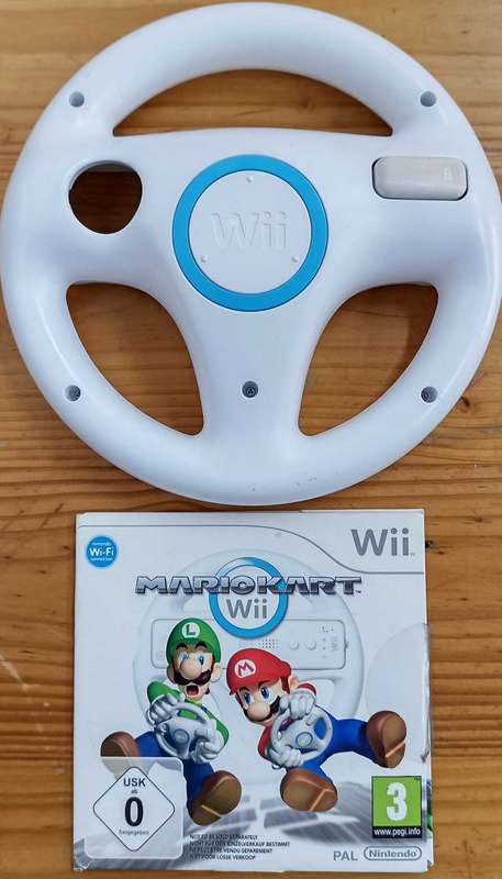 Mario Kart Wii includes Wii Wheel