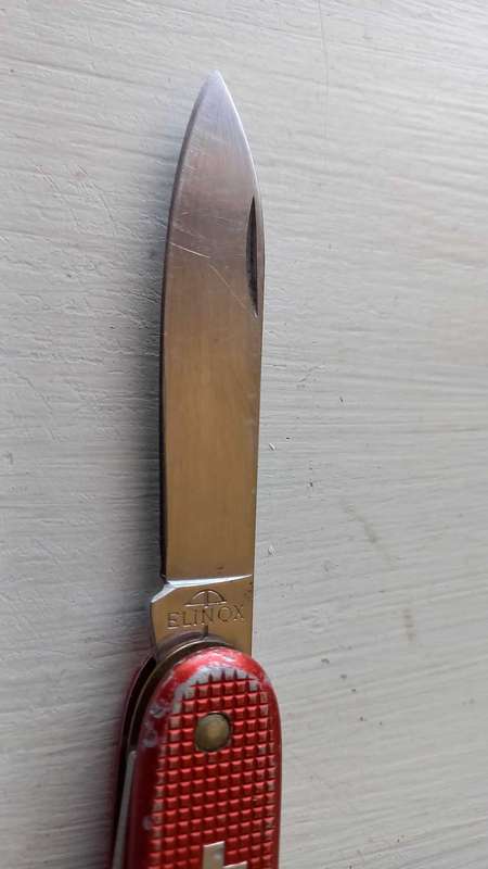 Vintage victorinox Alox knife. Marked as elinox very collectible