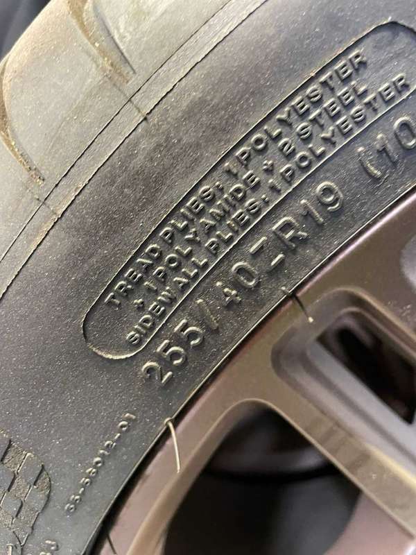 19 inch Original Ford Mustang Wheels and tyres for Sale