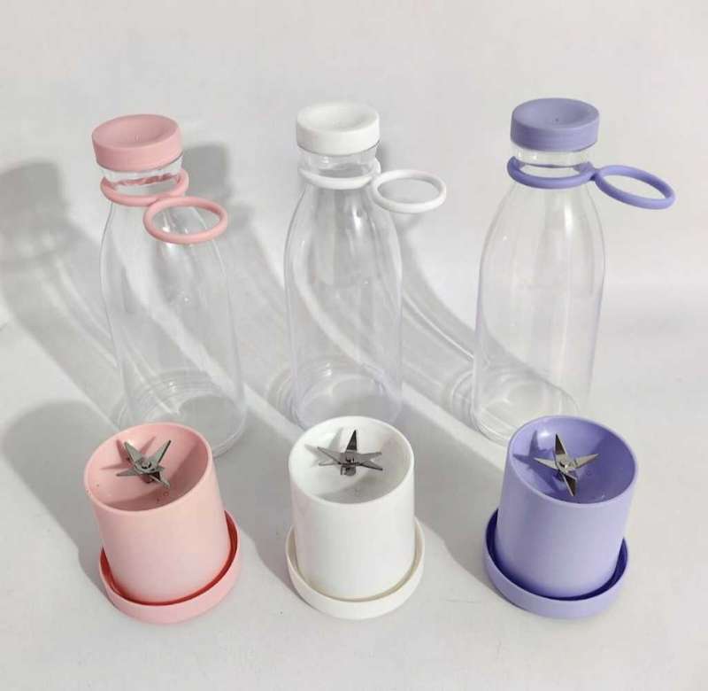 Mini juicer