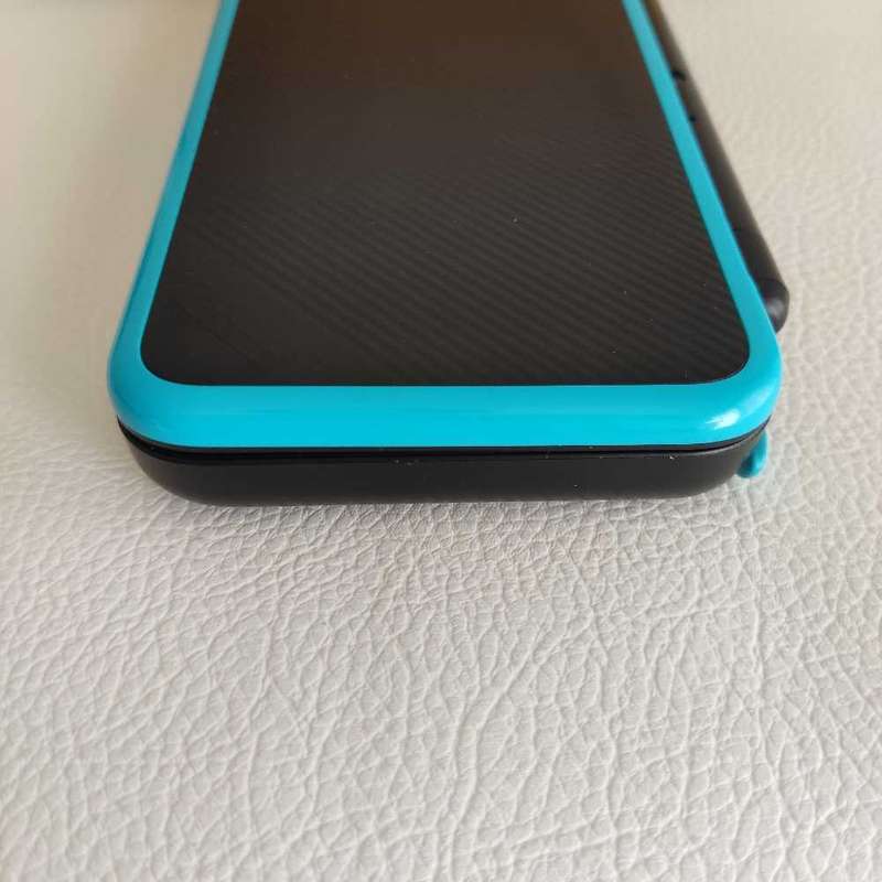 "New" Nintendo 2ds Xl Console with Original Packaging