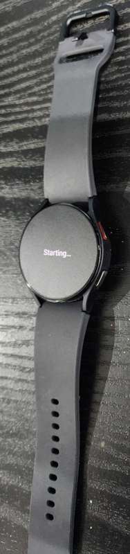 Samsung Watch 5 40MM Bluetooth Varient[Battery Doesn't Seem To Last Long/But Last Couple Hours]