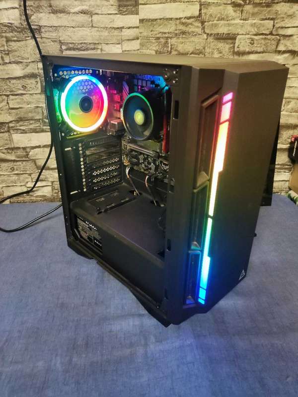 Ryzen 5 Pro Custom PC**16GB 3200MHz Ballistix Ram**Asus Tuf Motherboard