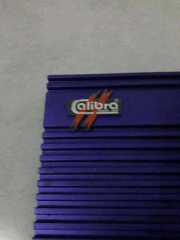 CALIBRA CAR AMPLIFIER 800IX