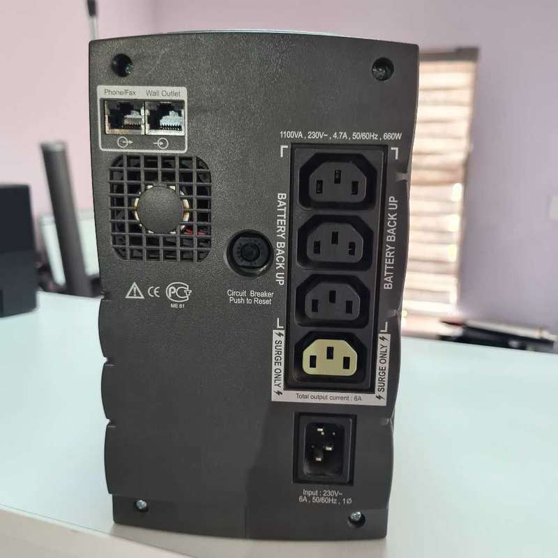 APC Back-UPS 1100VA, 230V,
