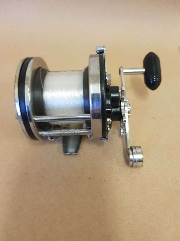 Penn 146 Squidder.