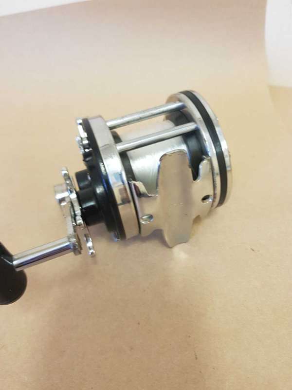 Penn 146 Squidder.