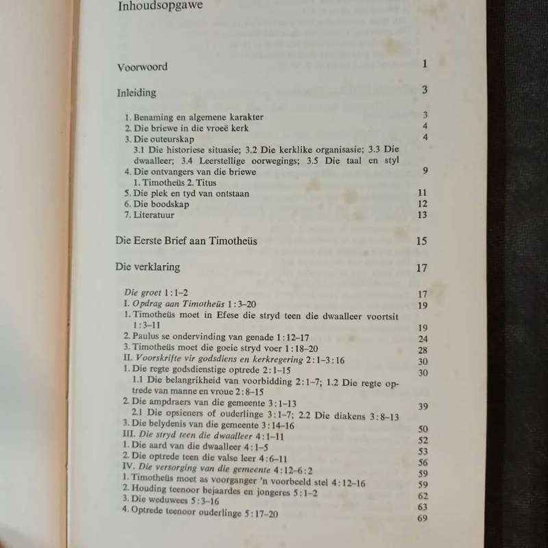 Bible commentary/Kommentaar: Die Pastoral briewe. Dr E. P. Groenewald