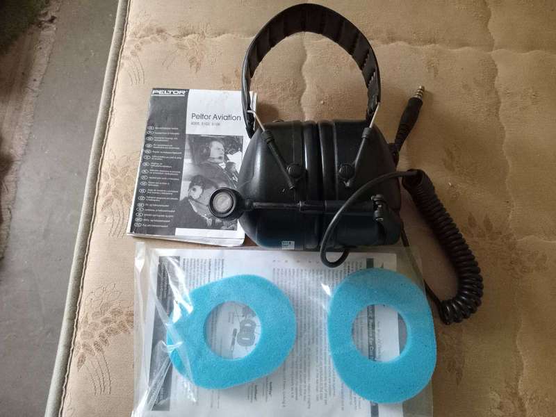 Helicopter headset, make: Peltor Aviation, Model No. 8103