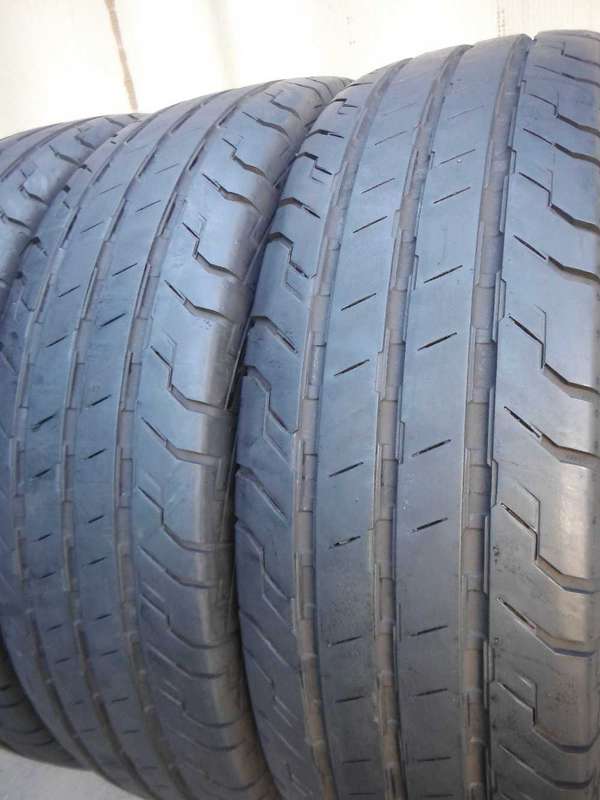 205/75/16C Continental tyres. 75% life