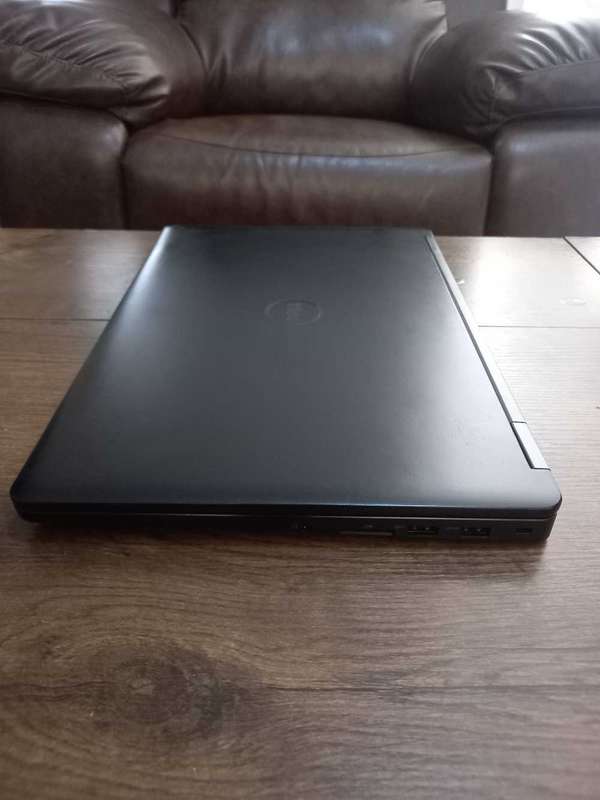 DELL LATITUDE E5570 I5 6TH GEN LAPTOP PLEASE READ AD !!!!