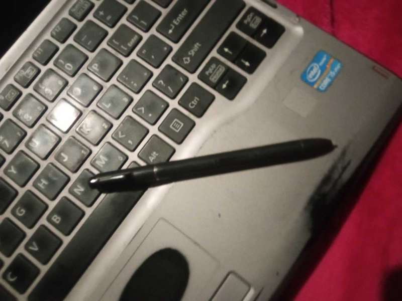 Fujitsu t732 touch screen laptop