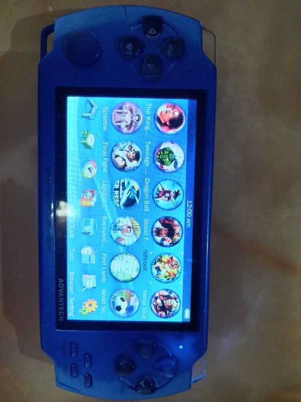 Gaming console