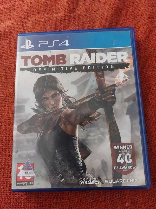 Tomb Raider Definitive Edition PS4