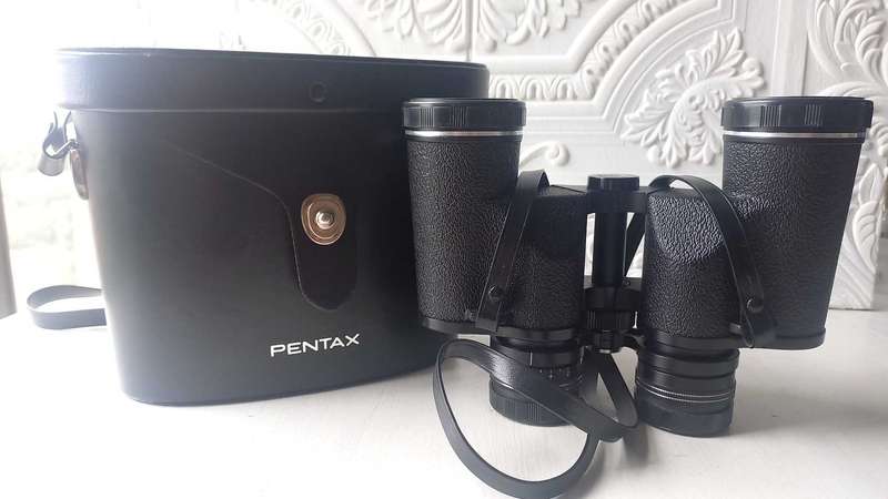 Vintage Pentax Binocular model 586 8x40