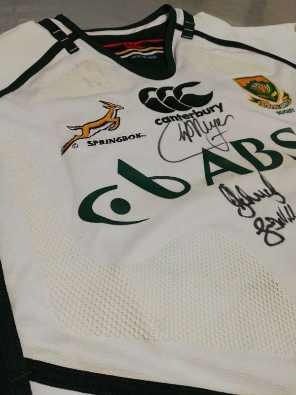 Springbok Players Issue Jersey signed by Team 2012 Size XL