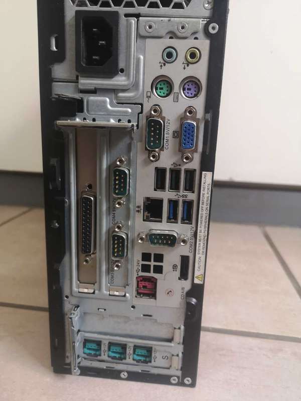 HP RP5 desktop pc