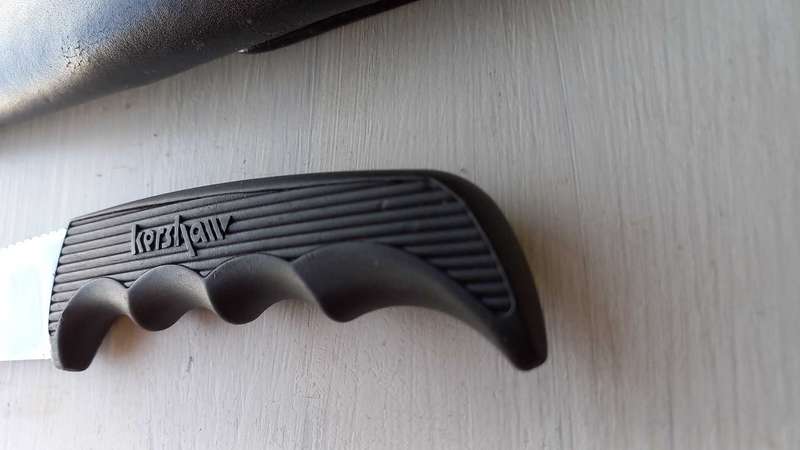 Kershaw 1028 Hunting Knife used.