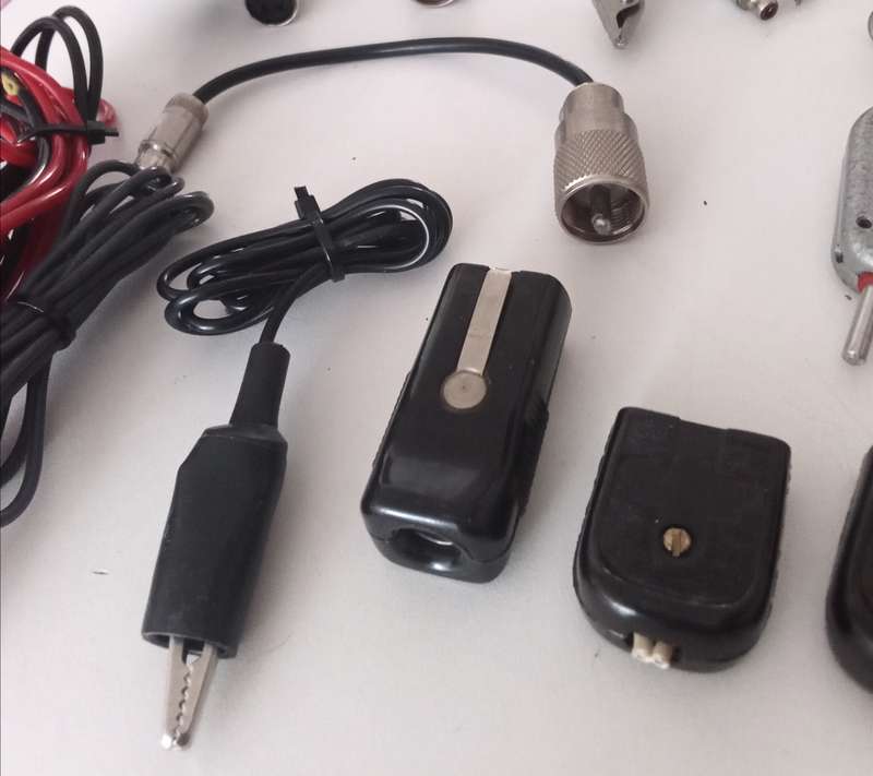 JOBLOT VINTAGE ELECTRIC CABLES