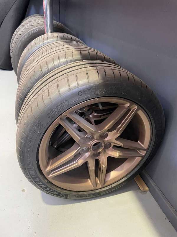 19 inch Original Ford Mustang Wheels and tyres for Sale