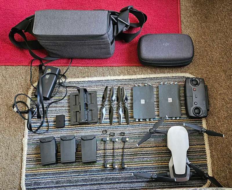 DJI Mavic Air Fly More Combo Arctic 4k Drone