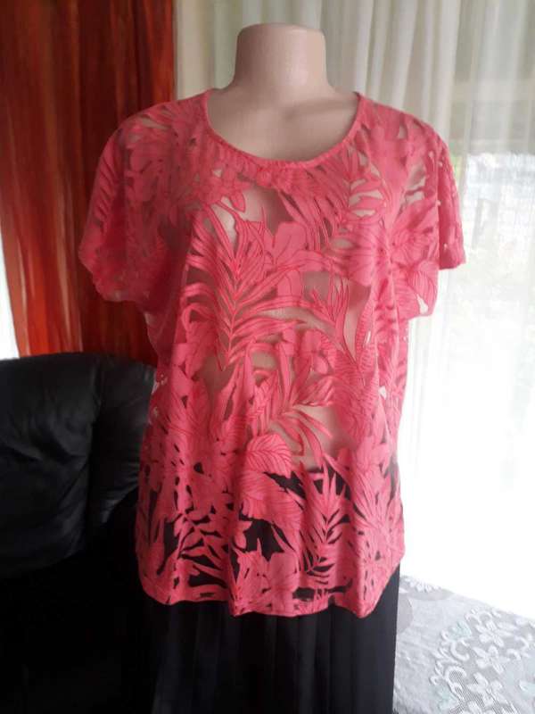 PINK LADIES COLOURED TOP BY LEGEND WEEKENDWEAR