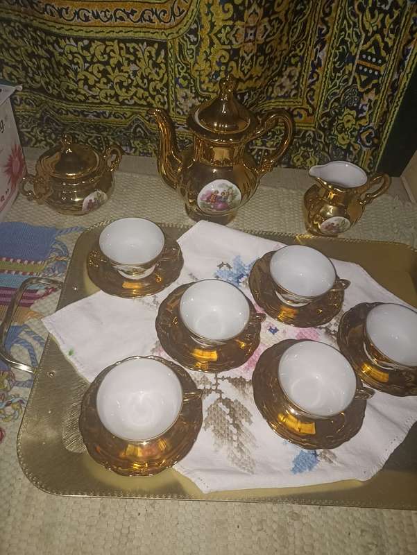 Eskay 22 carat gold plated teaset