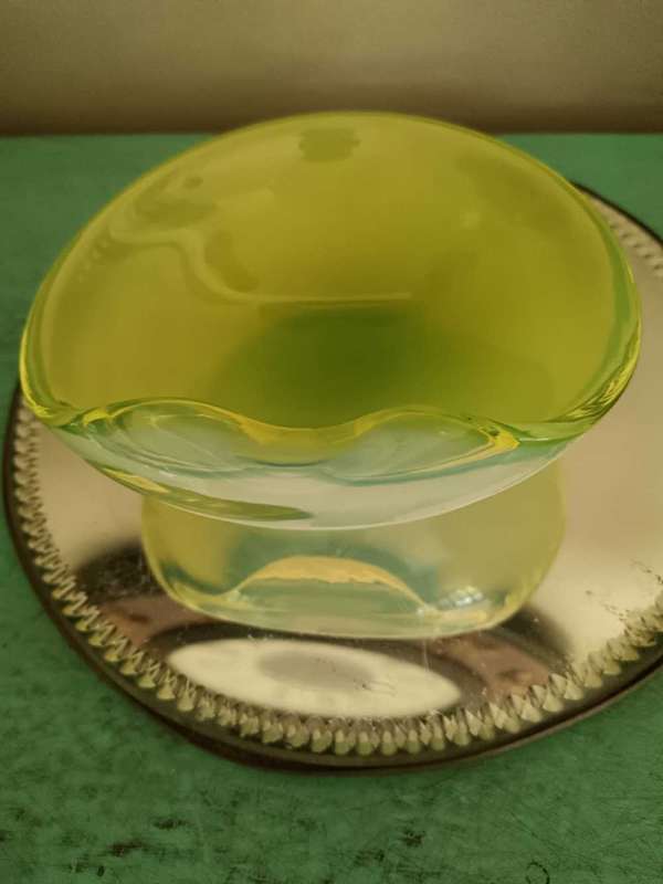 Vintage Green Iridescent Murano Bowl