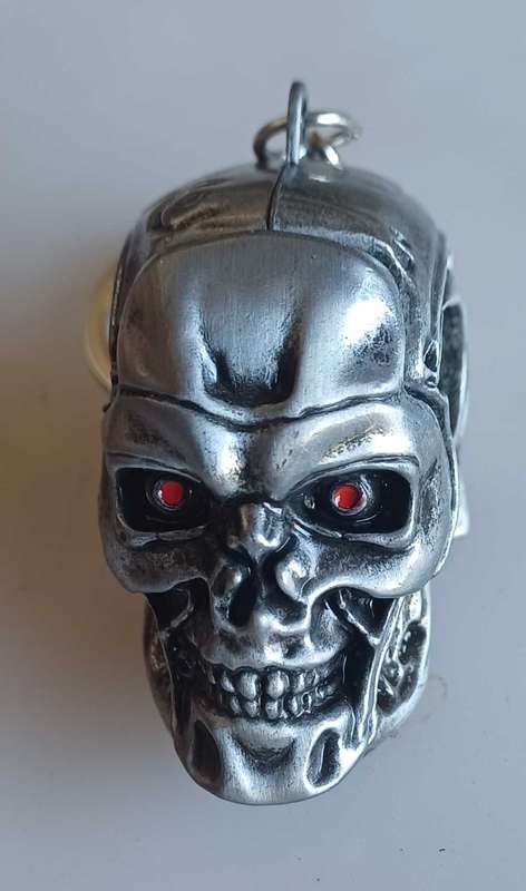Terminator Skull keyring