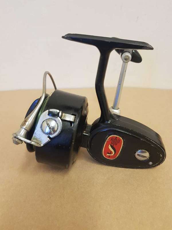 Mitchell 307 fishing reel