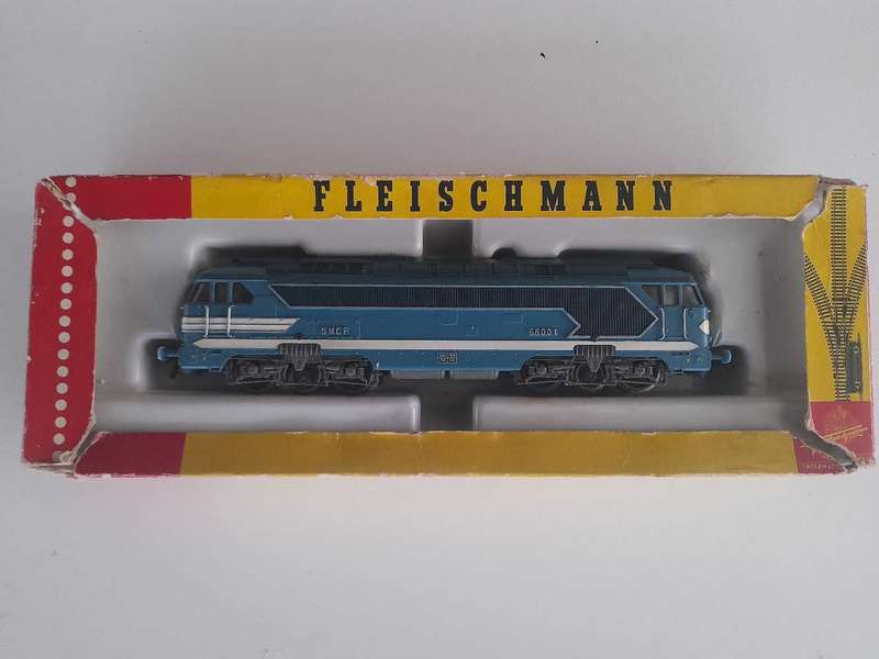 HO FLEISCHMANN - 1386 - DIESEL LOCOMOTIVE 68001 SNCF (METAL)