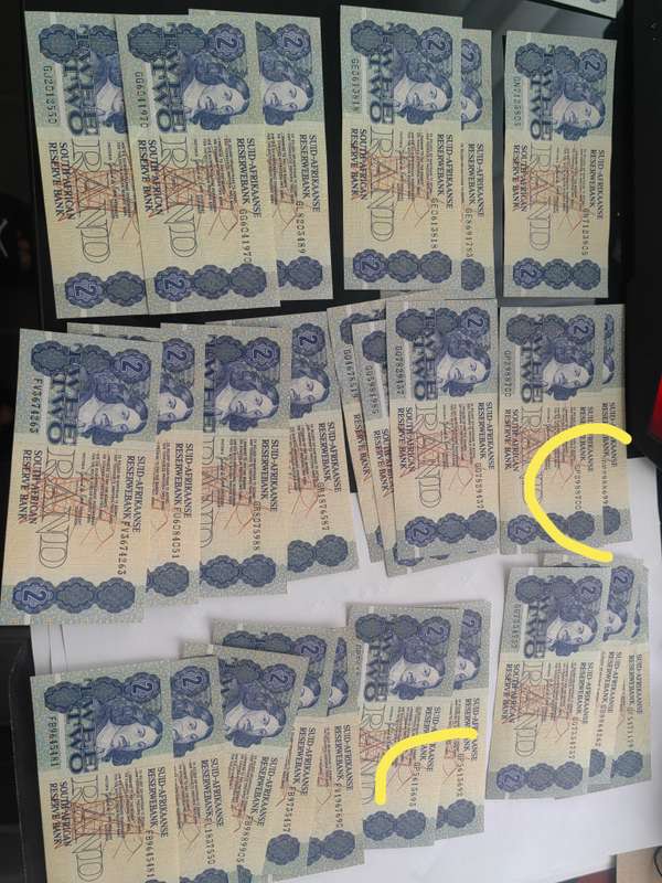 R2 Notes (joblot)