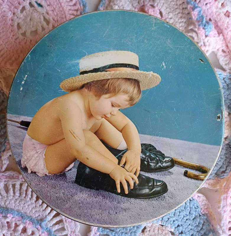 Vintage Bakers LTD tin