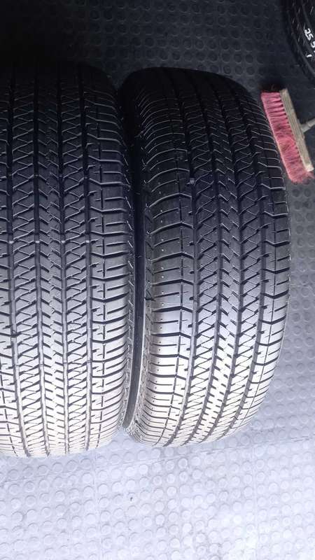 235/65/17 Bridgestone Duerler HT. 90%