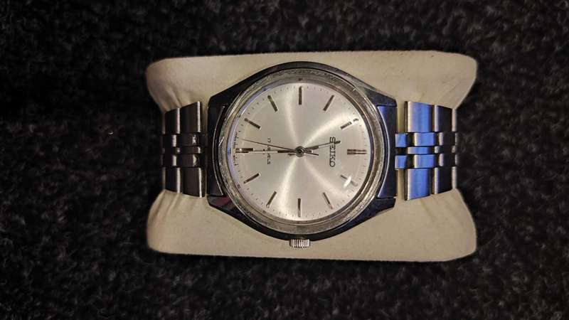 Seiko vintage mechanical watch