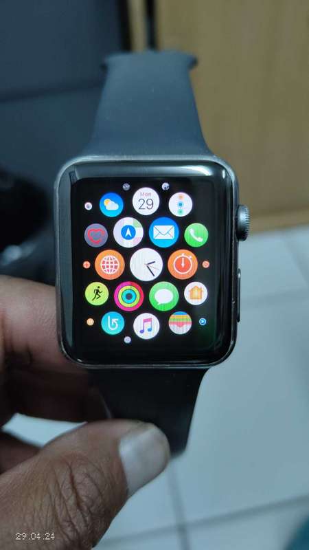 Apple watch 1st Gen 42MM black (Pre owned)