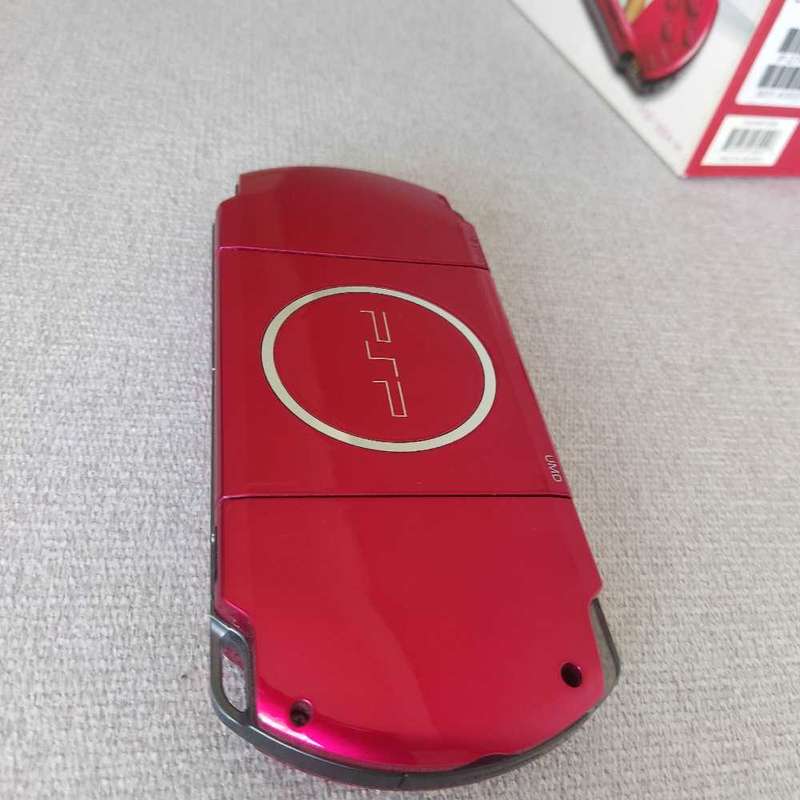 Psp Radiant Red PSP-3004 +Box