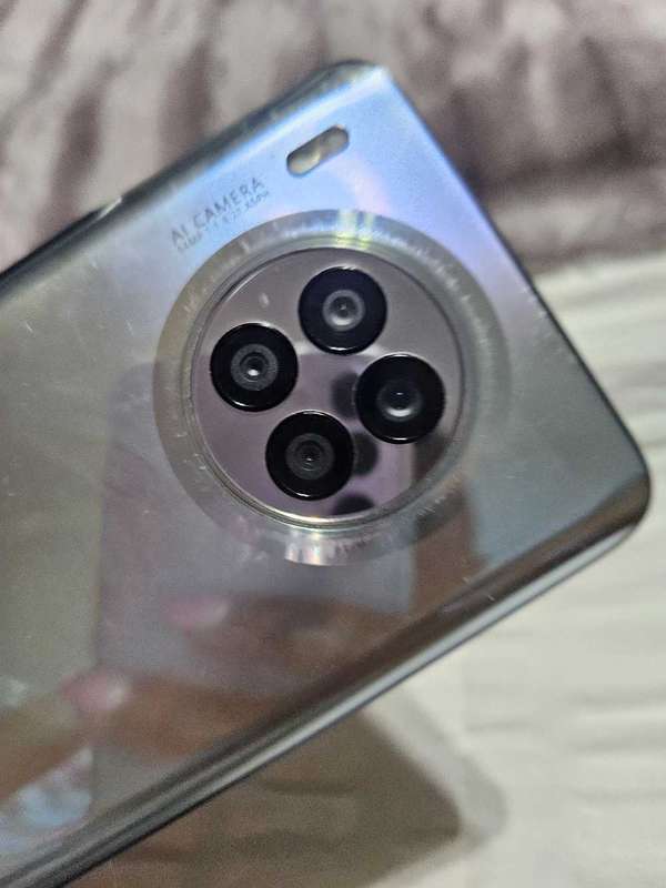 Huawei nova 8i