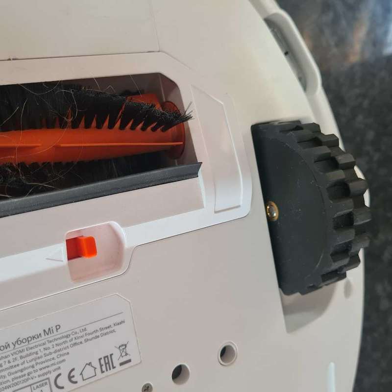 Mi Robot vacuum mop P (working, replace battery)