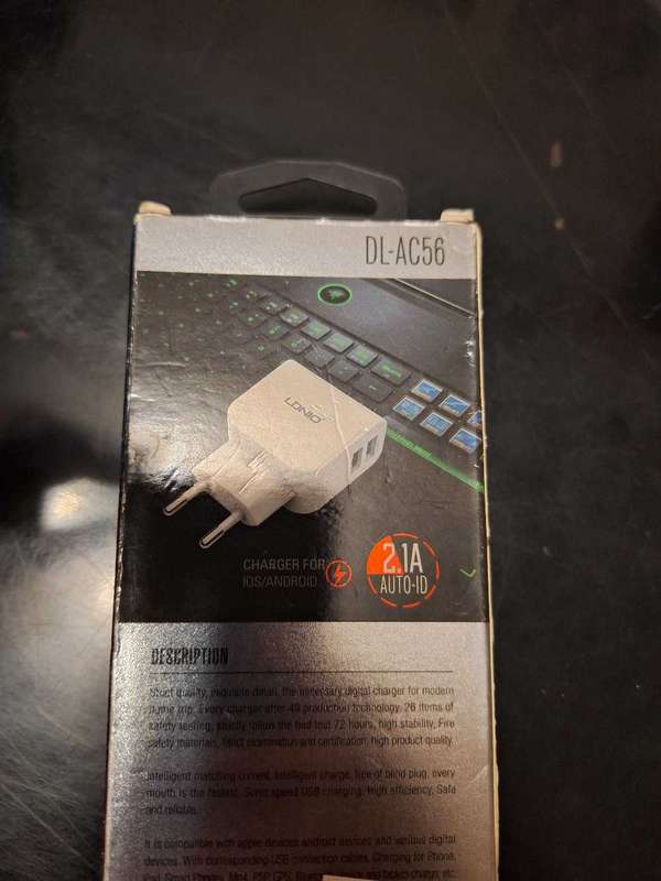 Travel adapter
