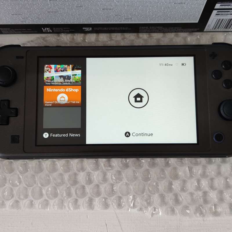 Nintendo switch lite Palkia and Dialga limited edition +box