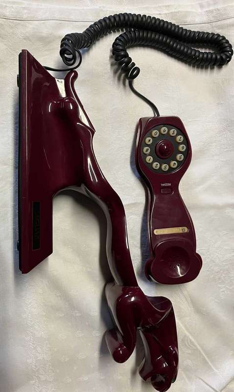 Jaguar Telephone