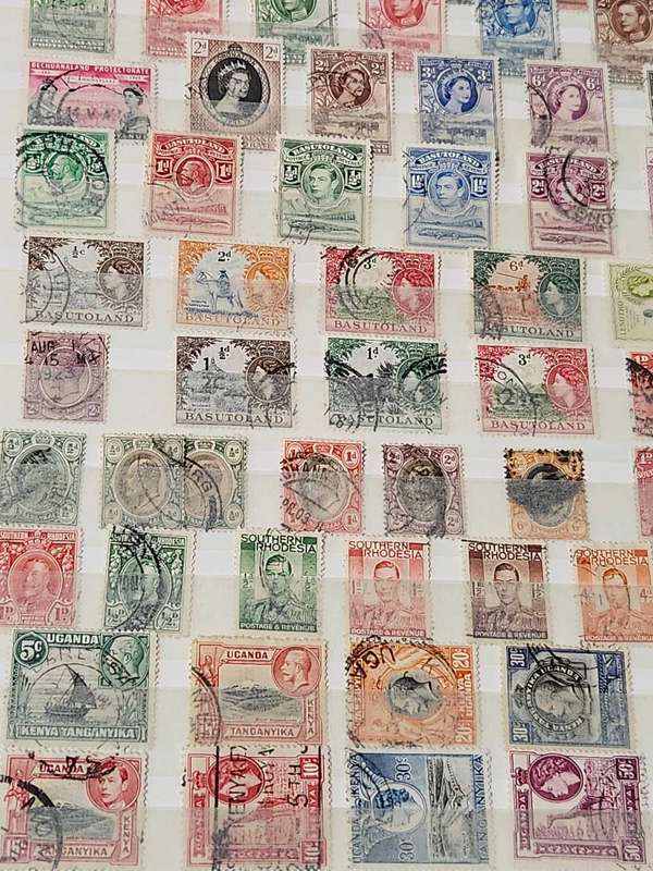 British Empire - HUGE value incl. many QVs - in Stunning 16-page Kabe album