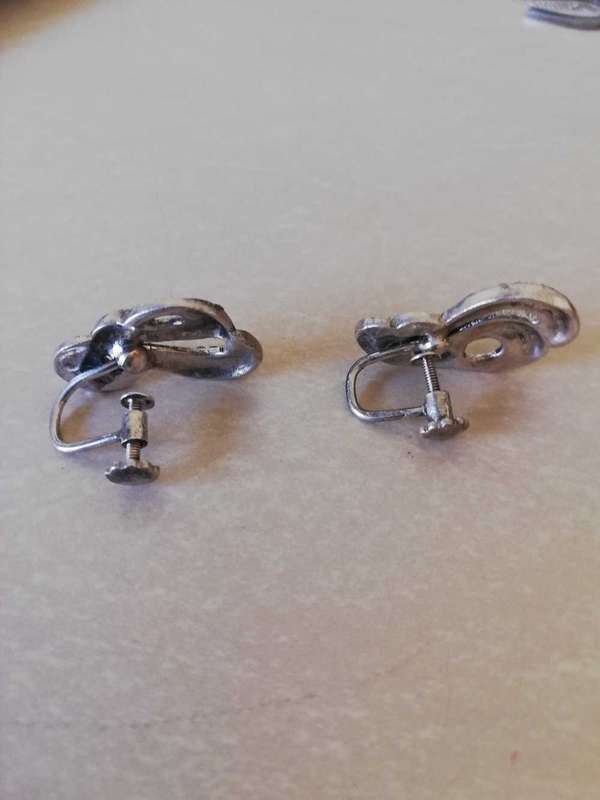 Silver markasiet oorbelle
