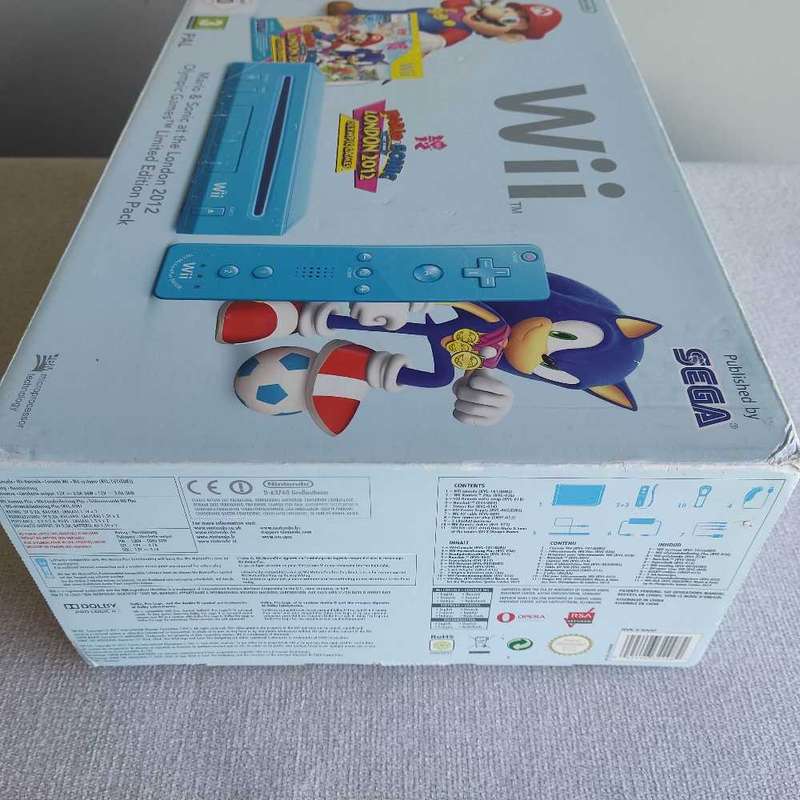 Nintendo Wii console Mario and Sonic at the London 2012 Olympic Games +box