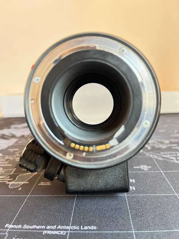 Tamron 70-200mm f/2.8 SP Di VC USD for canon *Worth R28k*